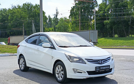 Hyundai Solaris II рестайлинг, 2016 год, 885 000 рублей, 3 фотография