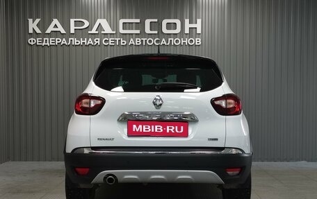 Renault Kaptur I рестайлинг, 2018 год, 1 500 000 рублей, 4 фотография