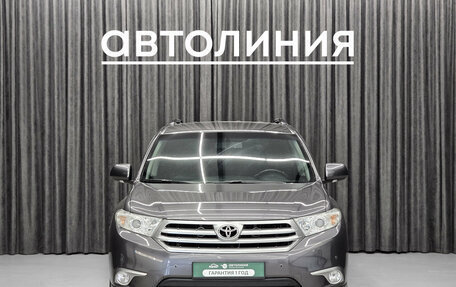 Toyota Highlander III, 2011 год, 2 059 000 рублей, 2 фотография