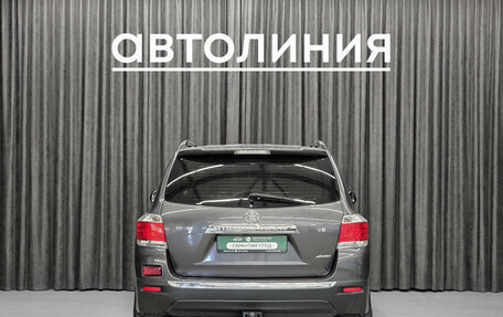 Toyota Highlander III, 2011 год, 2 059 000 рублей, 8 фотография