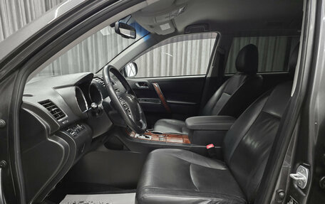 Toyota Highlander III, 2011 год, 2 059 000 рублей, 10 фотография