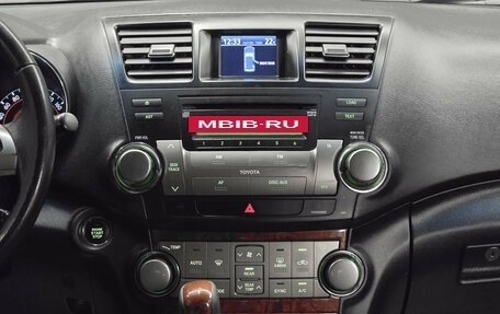 Toyota Highlander III, 2011 год, 2 059 000 рублей, 13 фотография