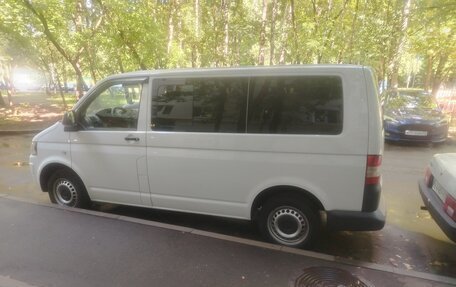 Volkswagen Transporter T5 рестайлинг, 2011 год, 1 560 000 рублей, 5 фотография