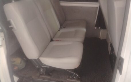Volkswagen Transporter T5 рестайлинг, 2011 год, 1 560 000 рублей, 7 фотография