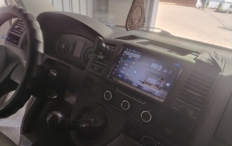 Volkswagen Transporter T5 рестайлинг, 2011 год, 1 560 000 рублей, 8 фотография