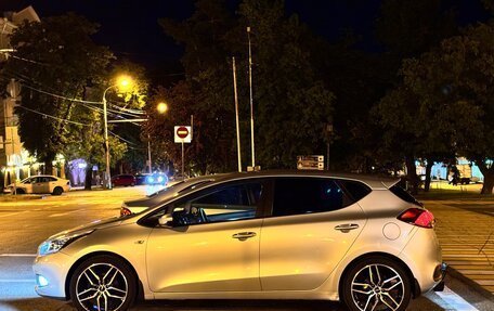 KIA cee'd III, 2013 год, 1 090 000 рублей, 24 фотография