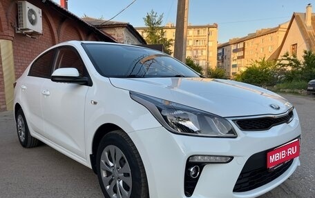 KIA Rio IV, 2020 год, 1 545 000 рублей, 3 фотография