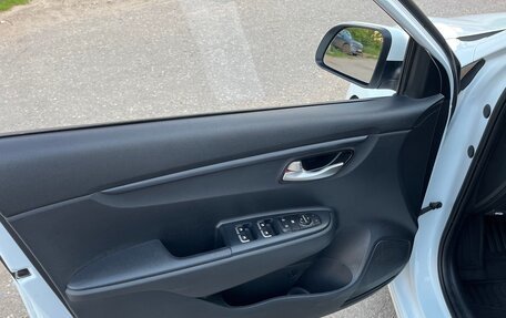 KIA Rio IV, 2020 год, 1 545 000 рублей, 14 фотография