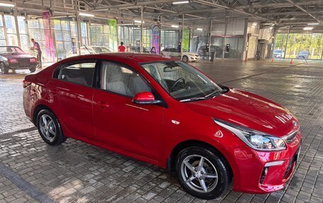 KIA Rio IV, 2018 год, 1 550 000 рублей, 3 фотография