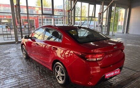 KIA Rio IV, 2018 год, 1 550 000 рублей, 7 фотография