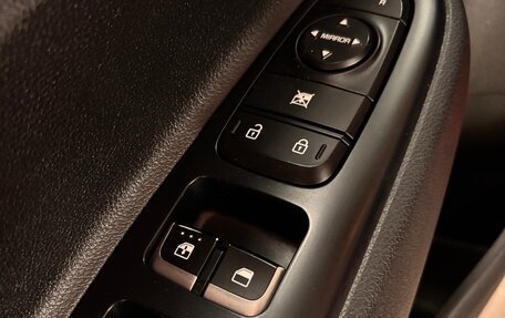 KIA Rio IV, 2018 год, 1 550 000 рублей, 12 фотография