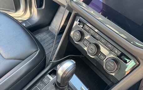 Volkswagen Tiguan II, 2020 год, 3 750 000 рублей, 33 фотография