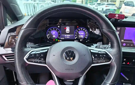 Volkswagen Golf VIII, 2021 год, 1 260 000 рублей, 7 фотография