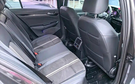 Volkswagen Golf VIII, 2021 год, 1 260 000 рублей, 14 фотография
