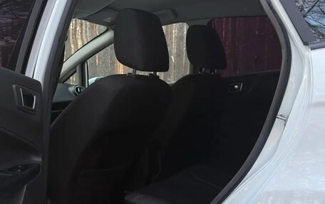Ford Fiesta, 2015 год, 550 000 рублей, 6 фотография