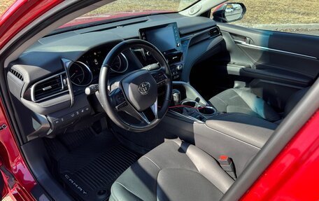 Toyota Camry, 2021 год, 2 700 000 рублей, 8 фотография