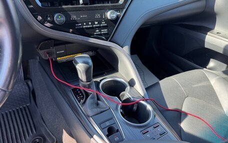 Toyota Camry, 2021 год, 2 700 000 рублей, 13 фотография