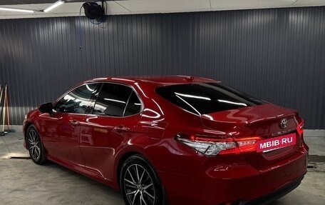 Toyota Camry, 2021 год, 2 700 000 рублей, 5 фотография