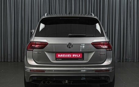 Volkswagen Tiguan II, 2018 год, 2 048 000 рублей, 4 фотография