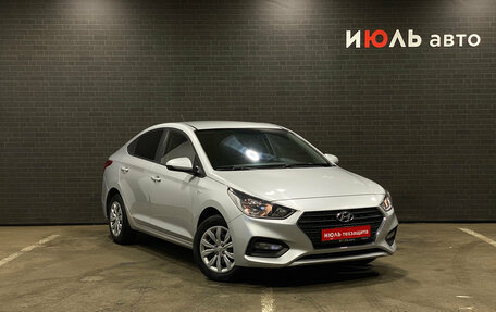 Hyundai Solaris II рестайлинг, 2019 год, 1 550 000 рублей, 3 фотография