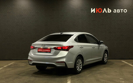 Hyundai Solaris II рестайлинг, 2019 год, 1 550 000 рублей, 5 фотография