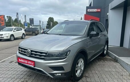 Volkswagen Tiguan II, 2020 год, 2 730 000 рублей, 3 фотография