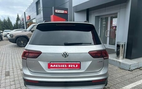 Volkswagen Tiguan II, 2020 год, 2 730 000 рублей, 16 фотография