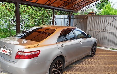 Toyota Camry, 2008 год, 950 000 рублей, 4 фотография