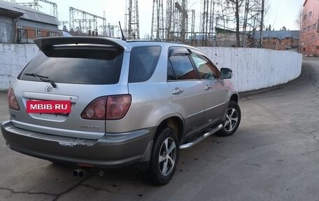 Toyota Harrier, 1999 год, 700 000 рублей, 5 фотография