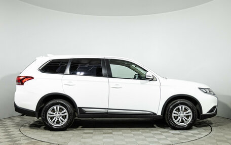 Mitsubishi Outlander III рестайлинг 3, 2019 год, 1 649 585 рублей, 4 фотография