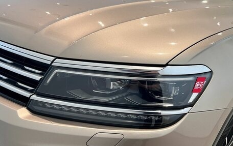 Volkswagen Tiguan II, 2018 год, 2 990 000 рублей, 15 фотография