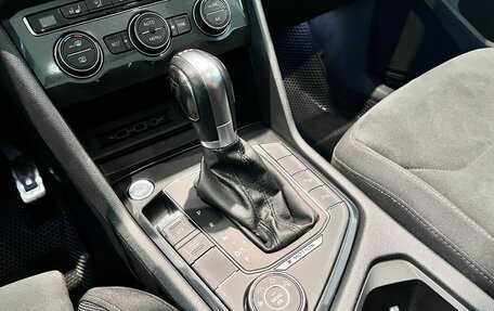 Volkswagen Tiguan II, 2018 год, 2 990 000 рублей, 23 фотография