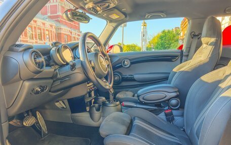MINI Hatch, 2018 год, 2 600 000 рублей, 11 фотография