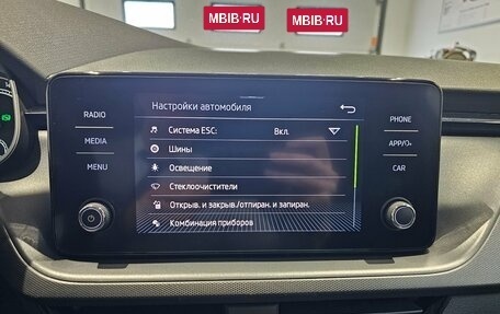 Skoda Rapid II, 2021 год, 1 799 000 рублей, 13 фотография