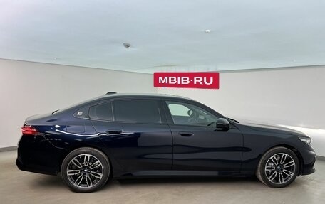 BMW 5 серия, 2025 год, 8 620 000 рублей, 6 фотография