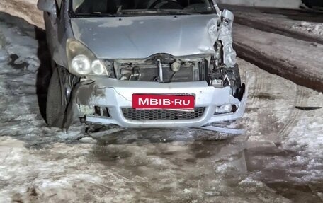 Toyota Corolla Verso I, 2007 год, 550 000 рублей, 1 фотография
