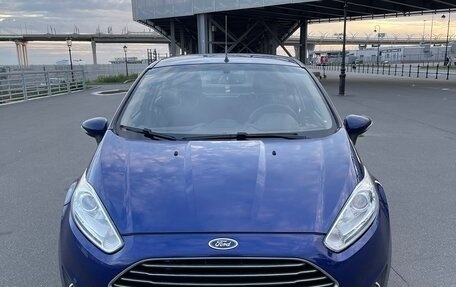 Ford Fiesta, 2015 год, 750 000 рублей, 2 фотография