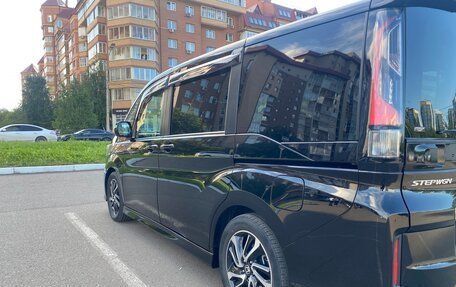 Honda Stepwgn IV, 2018 год, 2 850 000 рублей, 4 фотография