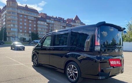 Honda Stepwgn IV, 2018 год, 2 850 000 рублей, 21 фотография