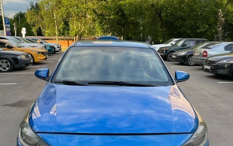 Hyundai Solaris II рестайлинг, 2017 год, 599 999 рублей, 2 фотография