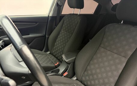 KIA Rio IV, 2019 год, 1 589 000 рублей, 17 фотография