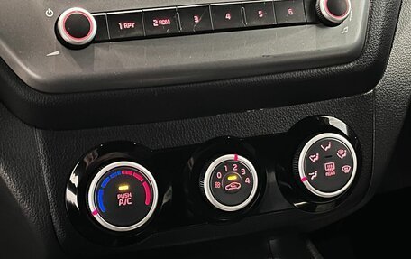KIA Rio III рестайлинг, 2017 год, 1 010 000 рублей, 20 фотография
