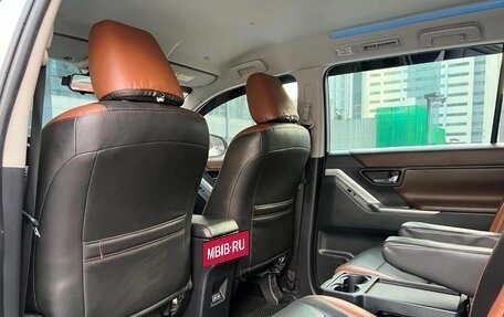 Toyota Innova, 2024 год, 3 740 000 рублей, 6 фотография