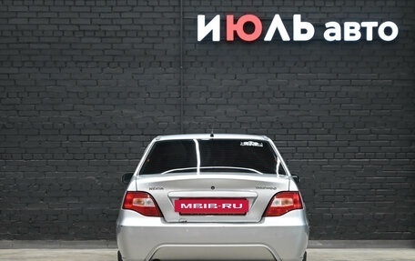 Daewoo Nexia I рестайлинг, 2012 год, 200 000 рублей, 5 фотография