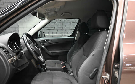 Skoda Yeti I рестайлинг, 2014 год, 1 220 000 рублей, 16 фотография