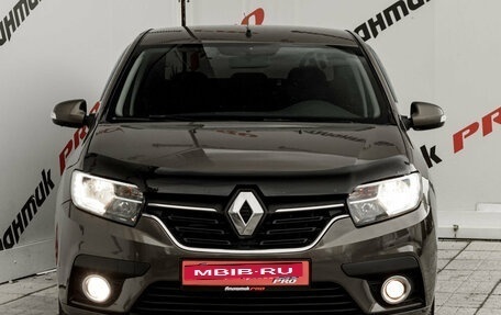 Renault Logan II, 2018 год, 930 000 рублей, 2 фотография