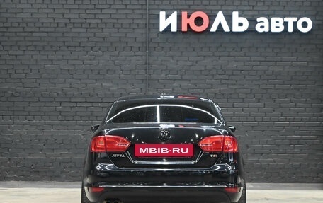 Volkswagen Jetta VI, 2012 год, 750 000 рублей, 5 фотография