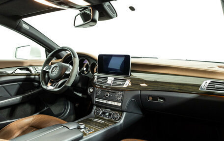 Mercedes-Benz CLS, 2015 год, 2 430 989 рублей, 10 фотография