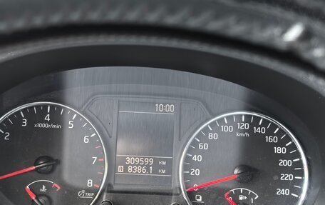Nissan X-Trail, 2012 год, 900 000 рублей, 5 фотография