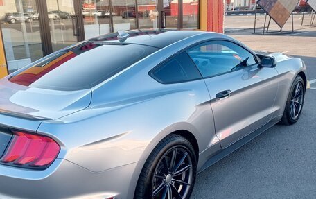 Ford Mustang VI рестайлинг, 2021 год, 4 100 000 рублей, 11 фотография